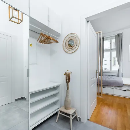 Anytime Holiday- Muzeum Apartments Прага Экстерьер фото