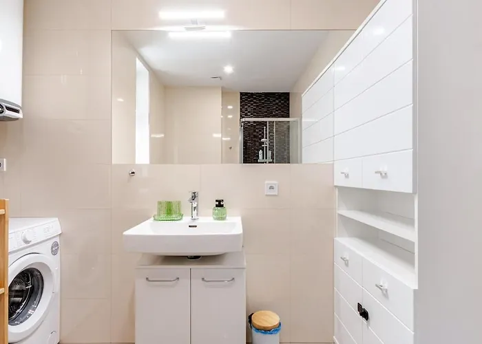 Anytime Holiday- Wenceslav Apartments